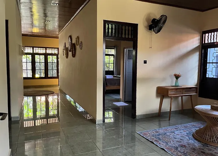 Balinese 4Br Home -Scenic Stroll To Nusa Dua Beach